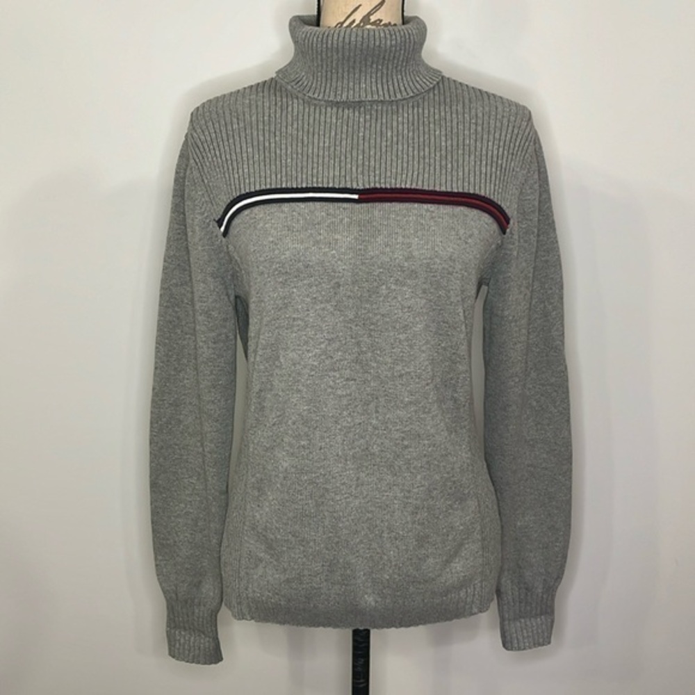 Tommy Hilfiger cotton turtleneck sweater with embroidered detail L